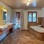 In Koestendorf Apartment *